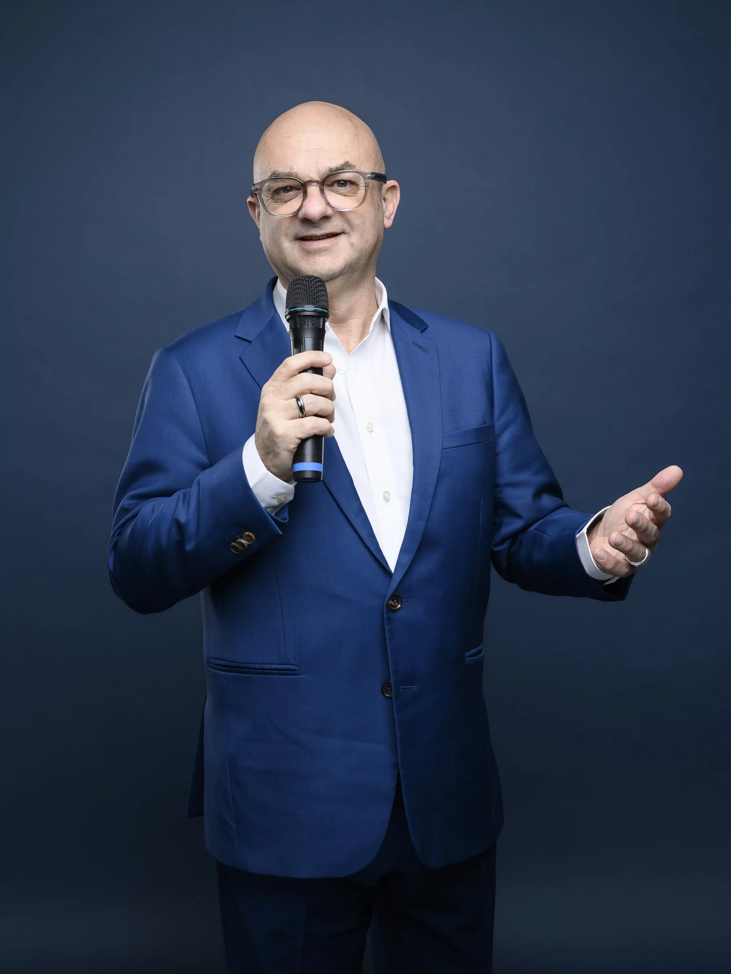 Bernard Coulaty, ancien DRH international, intervenant sur les leviers réels de l’engagement collectif