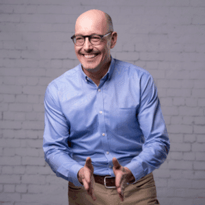 Vincent Fournier, conférencier québécois en ventes, expérience client et gestion des clients difficiles