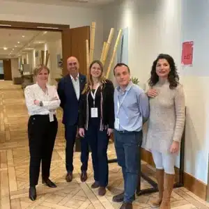 Caroline de la Mardière, dirigeante de Meilleurs conférenciers avec des clients