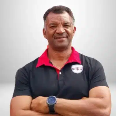 Émile Ntamack, figure emblématique du rugby et conférencier sur l’esprit d’équipe
